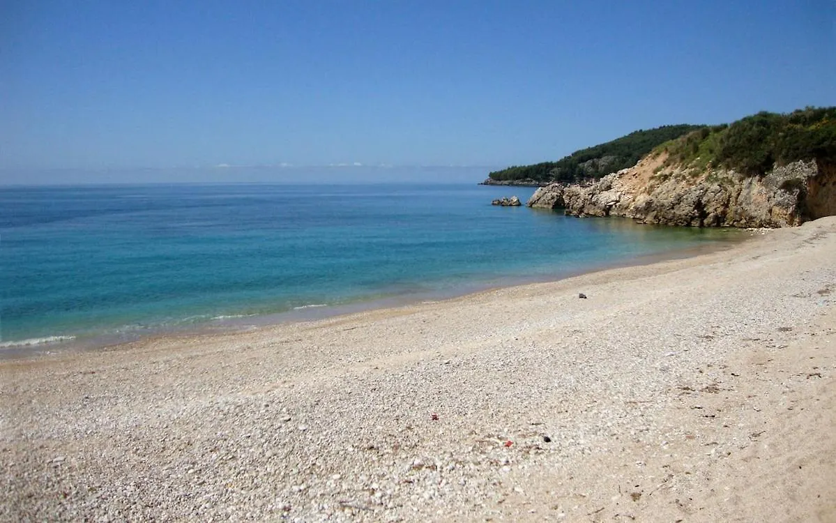 Hera Room Himare Holiday home
